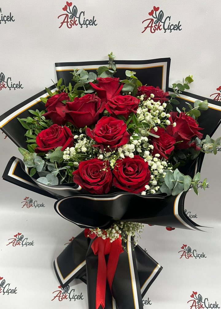 11’Lİ Kırmızı Ekvator Gül Buketi