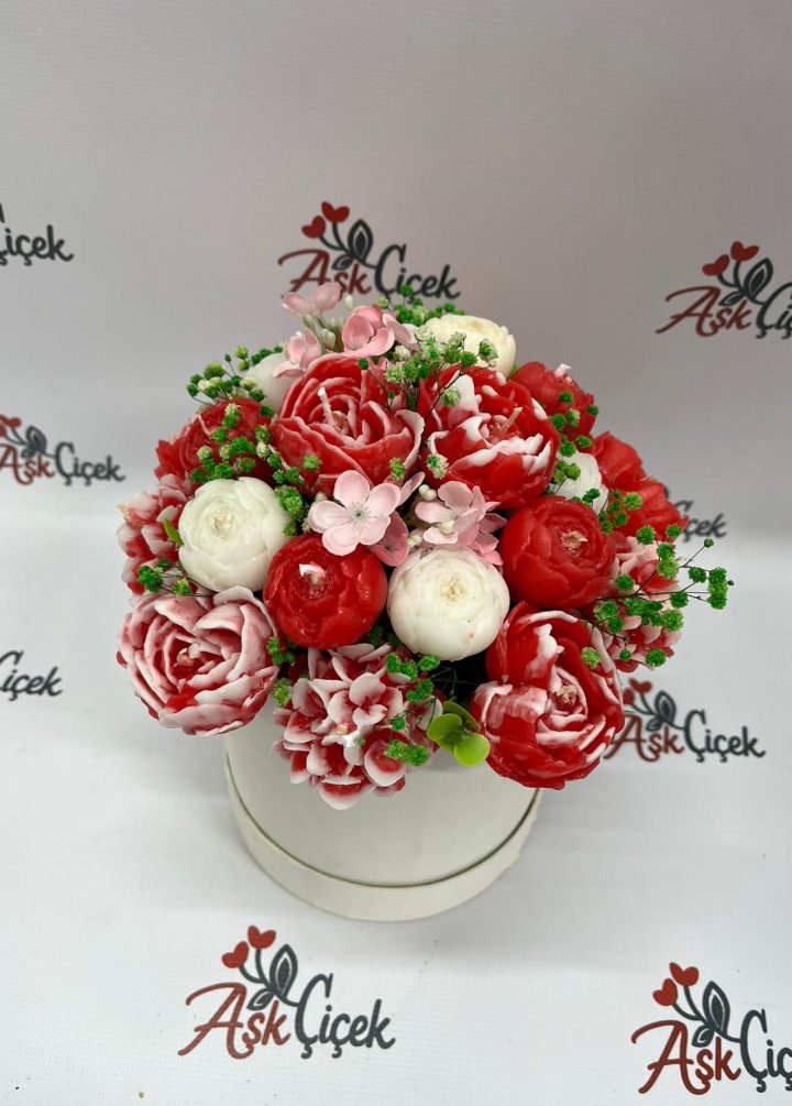 Kırmızı Şakayık Gülü Kokulu Mum